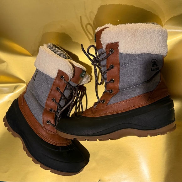 Kamik Black and Tan Winter Boots - Picture 1 of 9